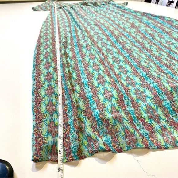 Christine V Printed Mint Green Chiffon Flowy Maxi Dress Tribal Pattern Size M​ - Picture 9 of 11